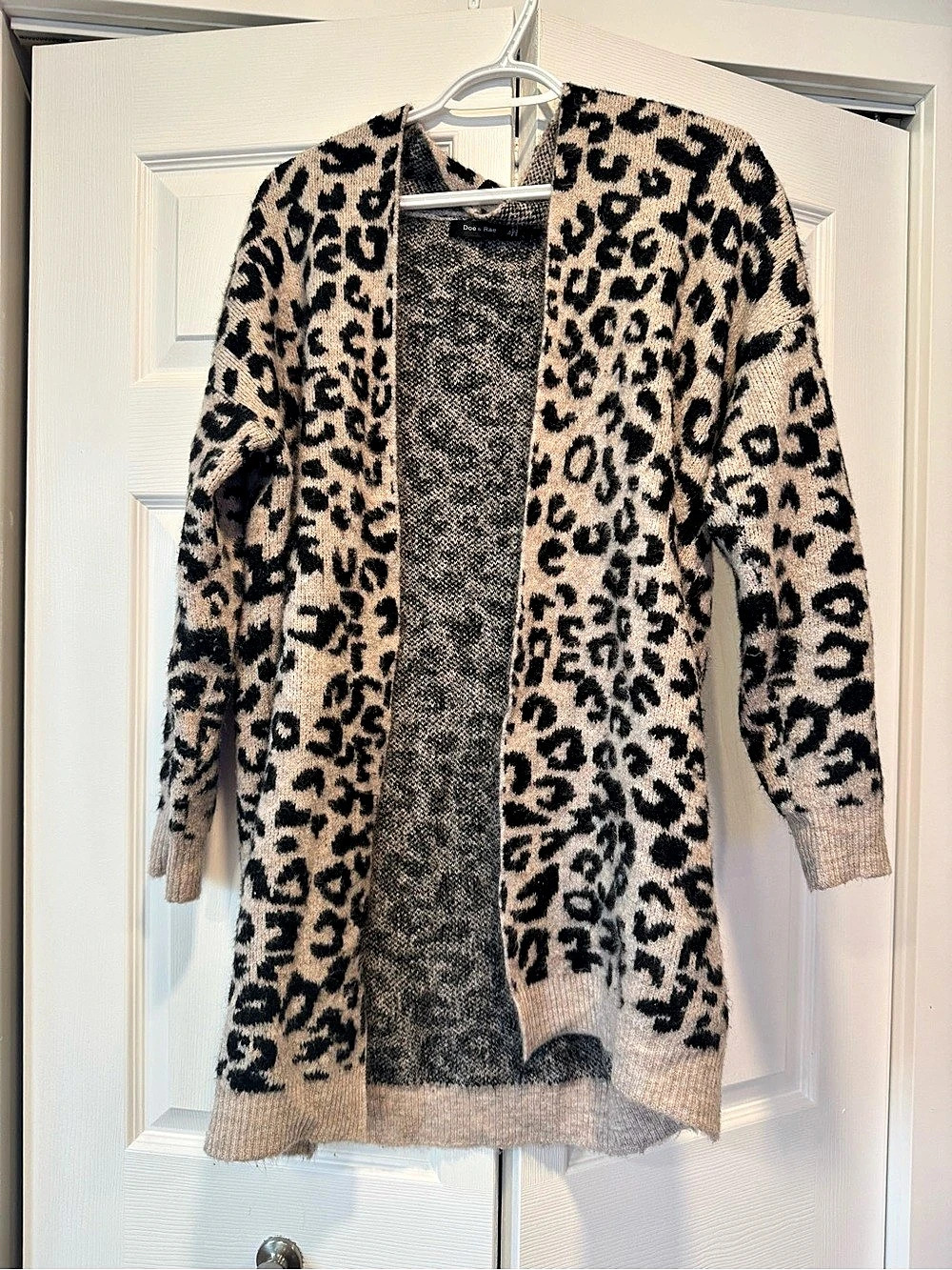 Doe & Rae Leopard Print Cardigan Size Small